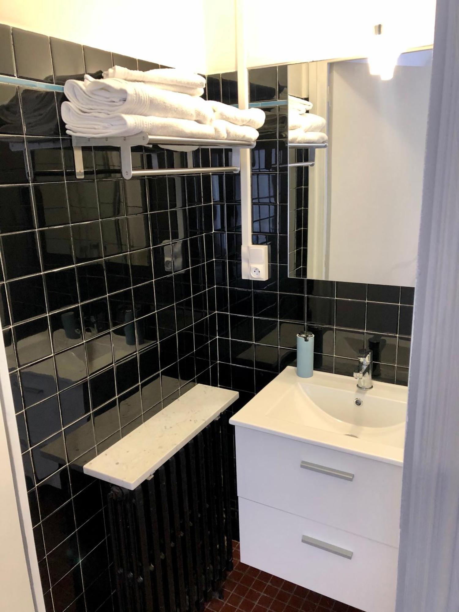 Grand Appartement De Standing "Reve Du Soir" De 170 M2 350 M De La Gare ルルド エクステリア 写真